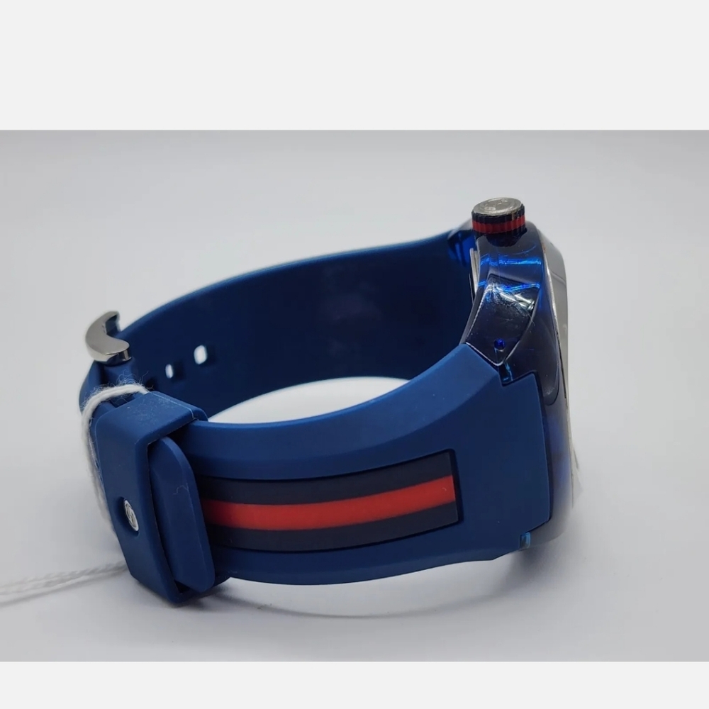 - GUCCI ELECTRIC BLUE WATCH ⌚️ 💙 - Picture 5 of 9